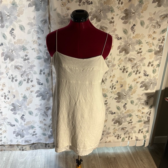 Kendall & Kylie White Dress - Picture 1 of 9